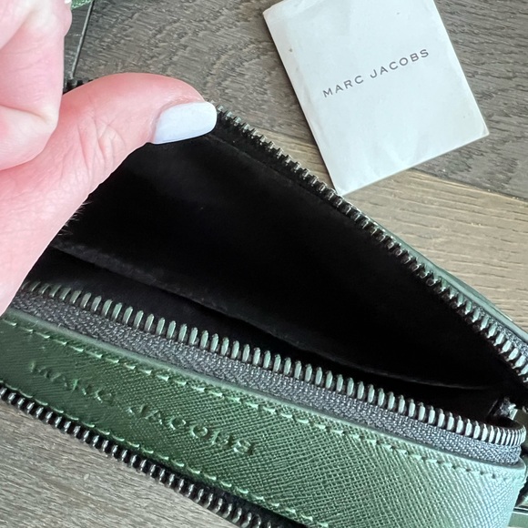 Marc Jacob’s Snapshot bag - Picture 6 of 7